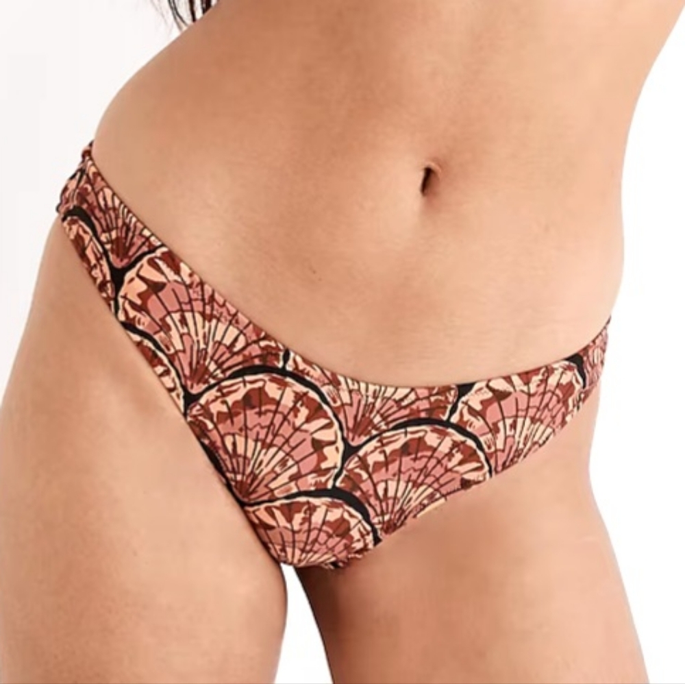 đMADEWELL SECOND WAVE CURVED-WAIST BIKINI BOTTOM IN PAINTED SEASHELLS XX - Picture 1 of 7